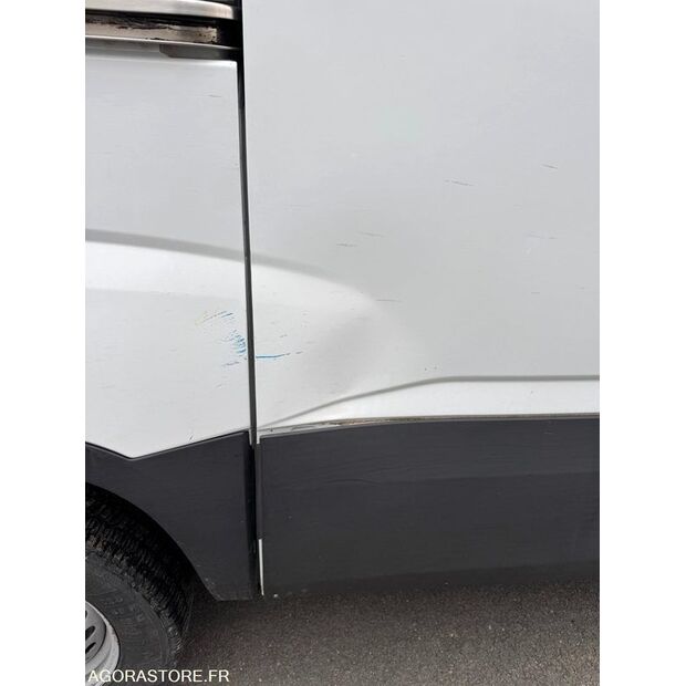 2019 Iveco 35S18-45904270