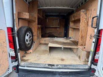 2019-iveco-35s18-1430542-45904275