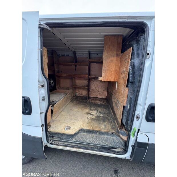 2019 Iveco 35S18-45904280