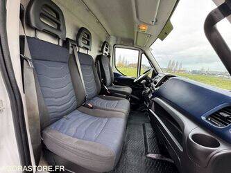 2019-iveco-35s18-1430542-45904283