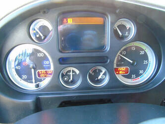 2011-daf-lf-1430558-45904547