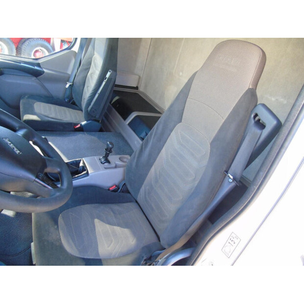 2011 DAF LF-45904552