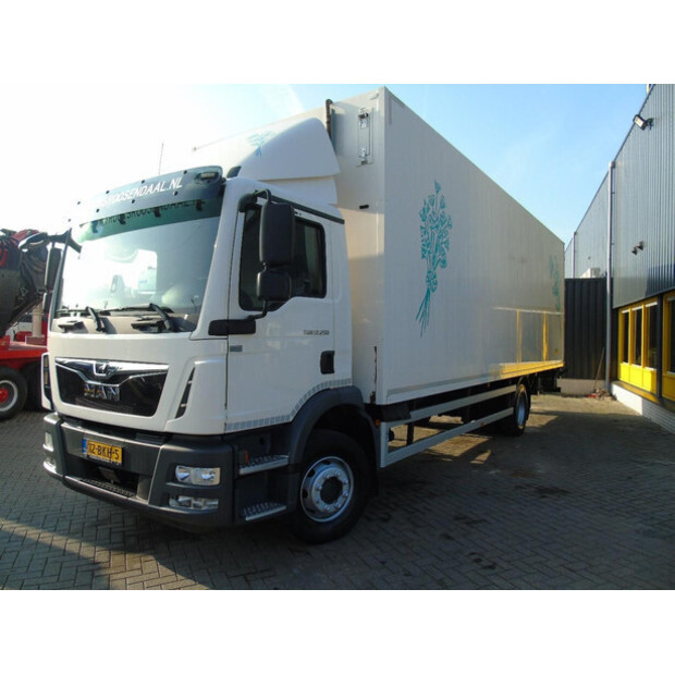 2017 MAN TGM-45904570