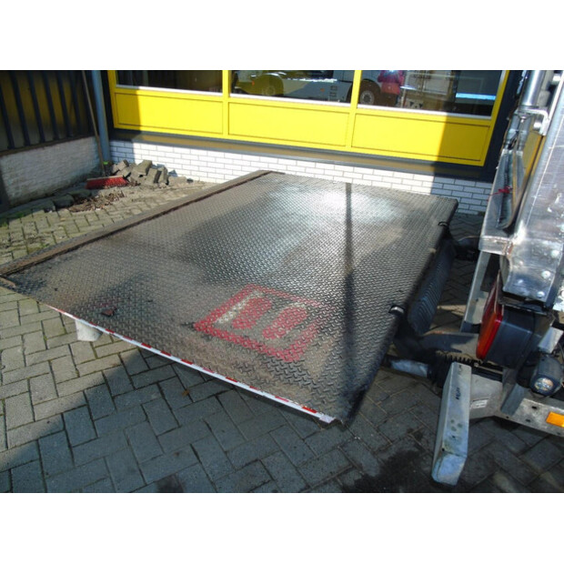 2017 MAN TGM-45904576