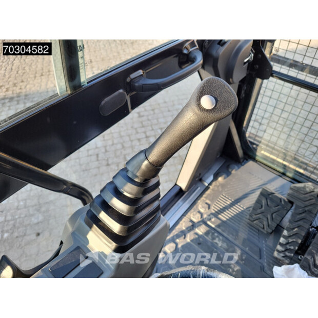 2025 Caterpillar 323D3-45904872