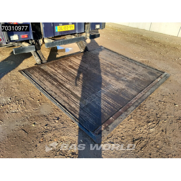 2013 Trias 712-330-45904976