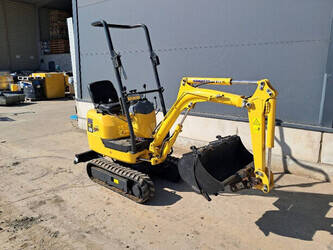 صورة ل حفارات صغيرة 2020 كوماتسو PC09-1