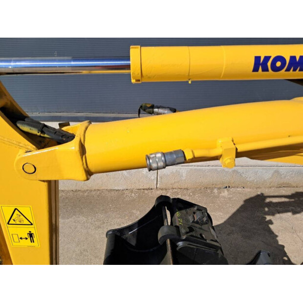 2020 Komatsu PC09-1-45905318