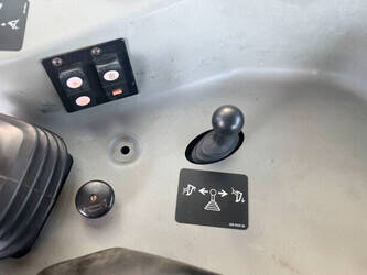 2013-caterpillar-d6t-xl-1430612-45906273