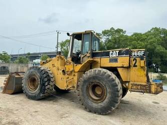 صورة ل 1998 كاتربيلر 966F II