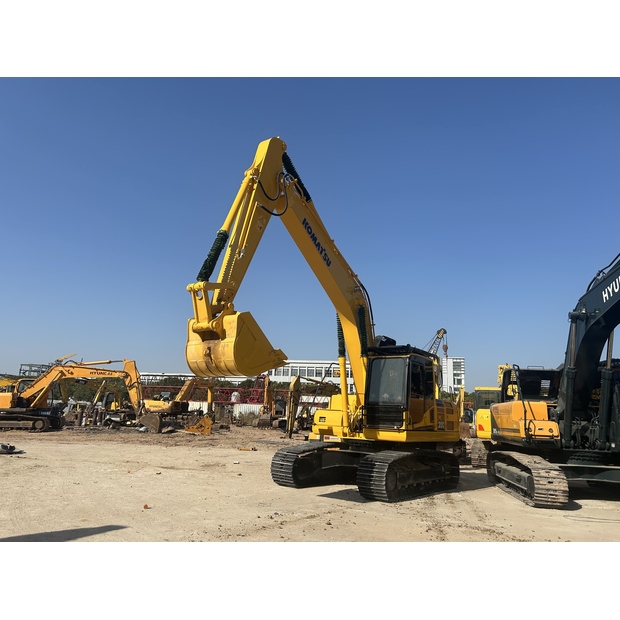 2023 Komatsu PC200-8-45908155