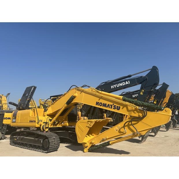 2023 Komatsu PC200-8-45908167