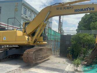 صورة ل حفارات 2019 كوماتسو PC220-8