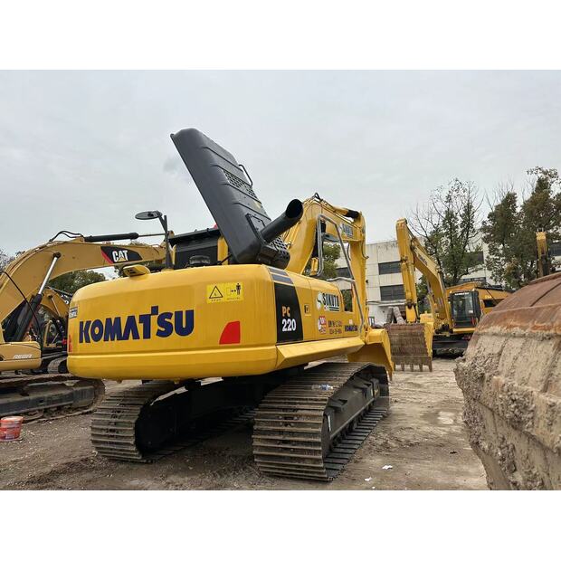2023 Komatsu PC220-8-45908183
