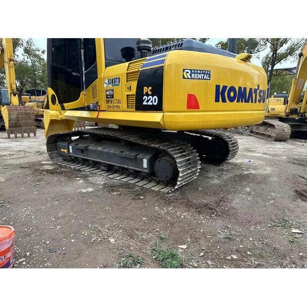 2023 Komatsu PC220-8-45908185