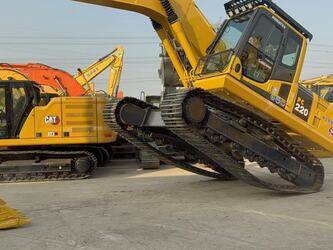 2023-komatsu-pc220-8mo-1430690-45908187