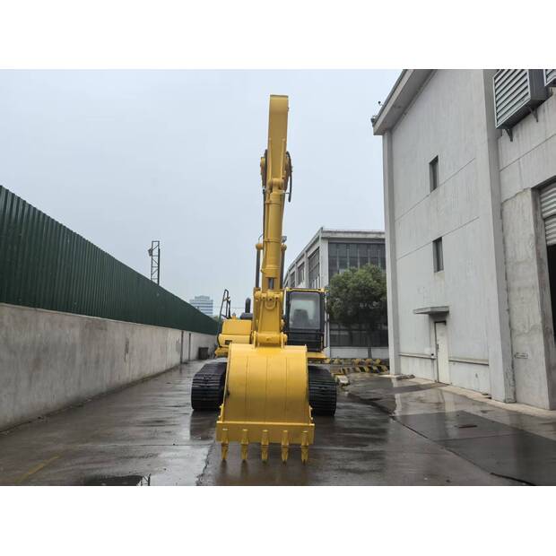 2024 Komatsu PC240-8-45908200