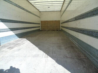 2014-mercedes-benz-axor-1829-1430712-45908545