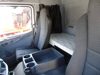 2014-mercedes-benz-axor-1829-1430712-45908547