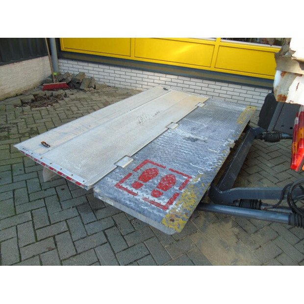 2014 Mercedes-Benz AXOR 1829-45908549