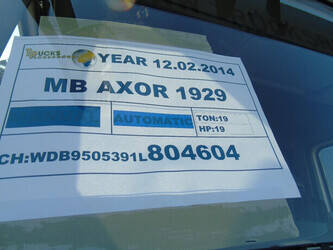 2014-mercedes-benz-axor-1829-1430712-45908561