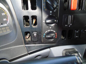 2014-mercedes-benz-axor-1829-1430712-45908575