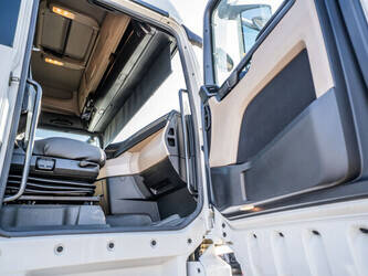 2022-man-tgx-18-510-1430718-45908753