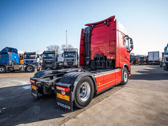 2015-volvo-fh-460-1430721-45908809