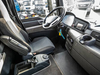 2014-man-tgs-33-440-1430723-45908850