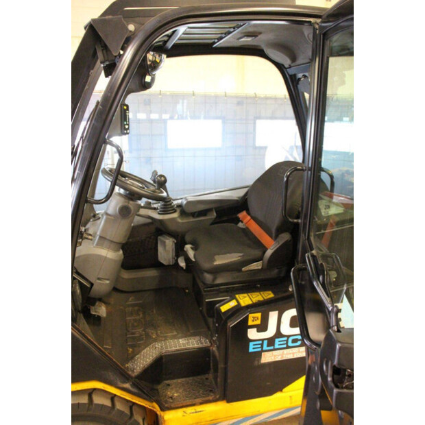 2020 جيه سي بي 30-19E-45908955