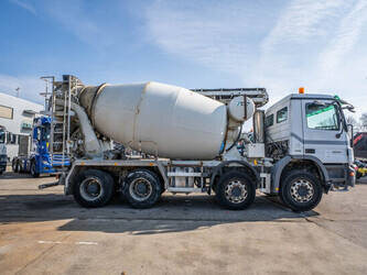 2009-mercedes-benz-actros-3241-1430728-45908960