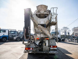 2009-mercedes-benz-actros-3241-1430728-45908964