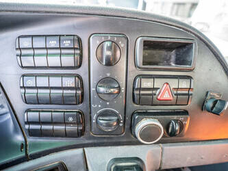 2009-mercedes-benz-actros-3241-1430728-45908981