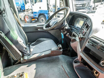 2009-mercedes-benz-actros-3241-1430728-45908985