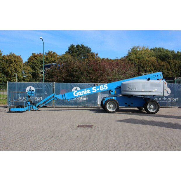 2006 جيني S-65-45909337