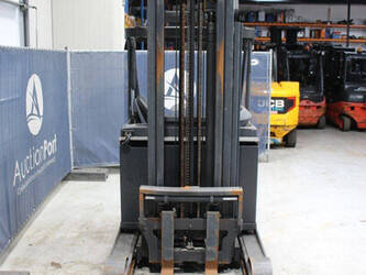 2015-fenwick-linde-r14-01-45909366