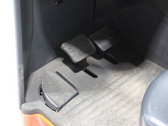 2010-linde-r20g-03-45909433