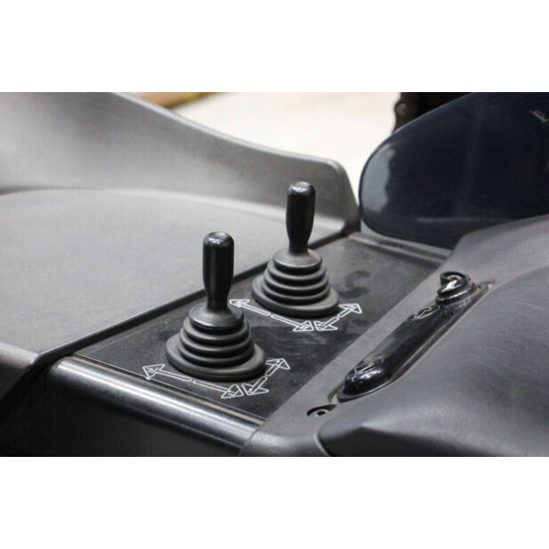 2010 ليندي R20G-03-45909435