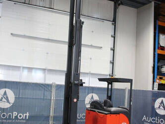 2010-linde-r20g-03-45909440