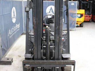 2012-linde-e30l-01-1430746-45909453