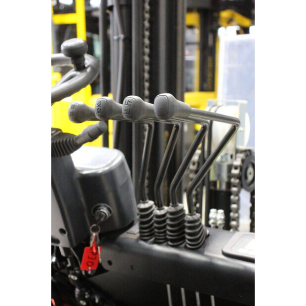 2021 EP EFL252-45909795