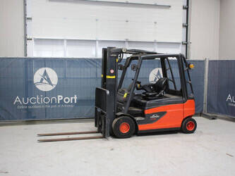 Image for FORKLIFTS 2014 Linde E25L-01