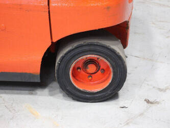 2014-linde-e25l-01-1430761-45909847