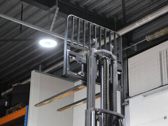 2017-linde-e25h-01-600-1430767-45910044