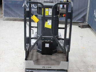 2015-jlg-10msp-45910136