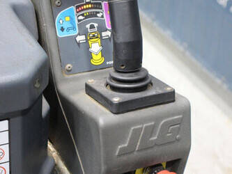 2015-jlg-10msp-45910150