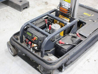 2015-jlg-10msp-45910153