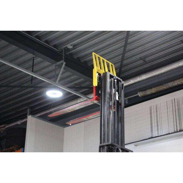 2017 هايستر R1.6-45910232