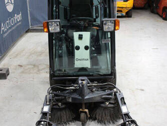 2015-nilfisk-city-ranger-2250-1430785-45910478