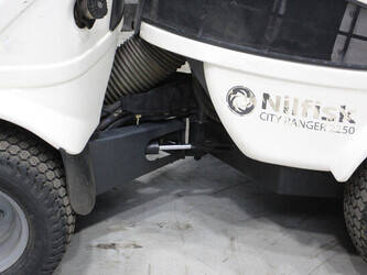 2015-nilfisk-city-ranger-2250-1430785-45910483